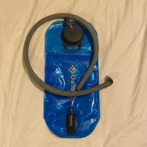 Outdoor Products 2 L/64 Oz hydration bladder